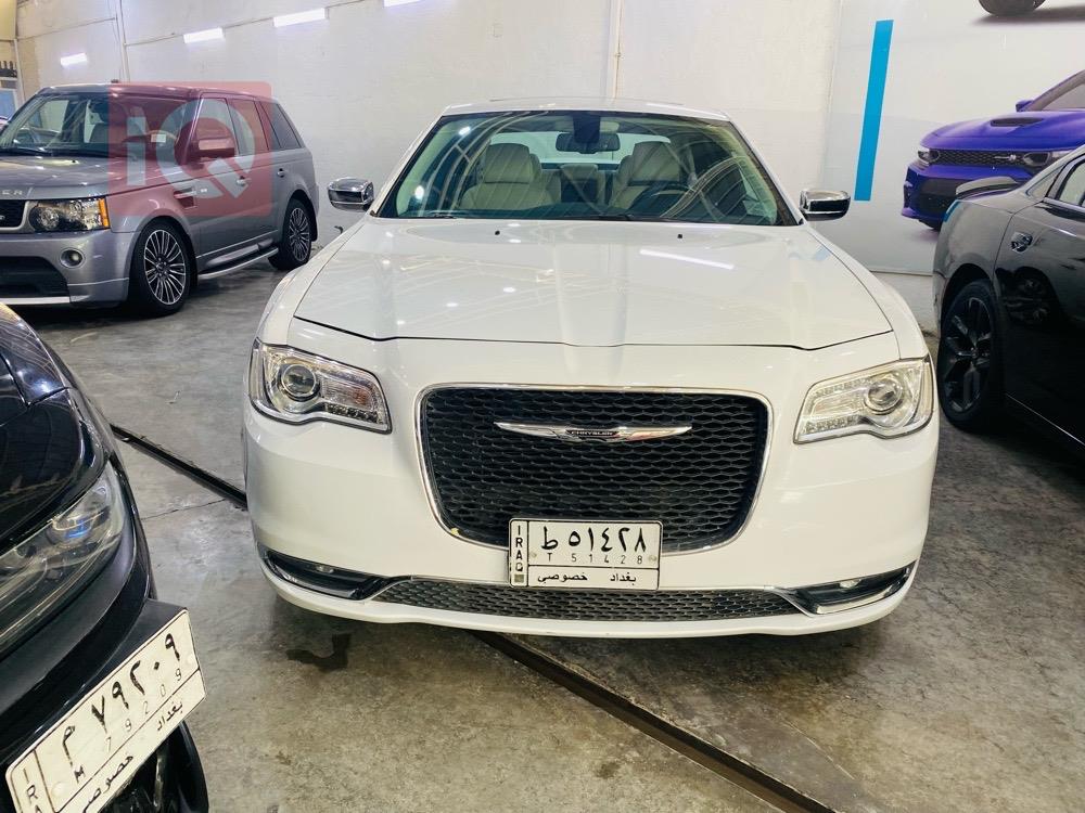 کرایسلەر 300